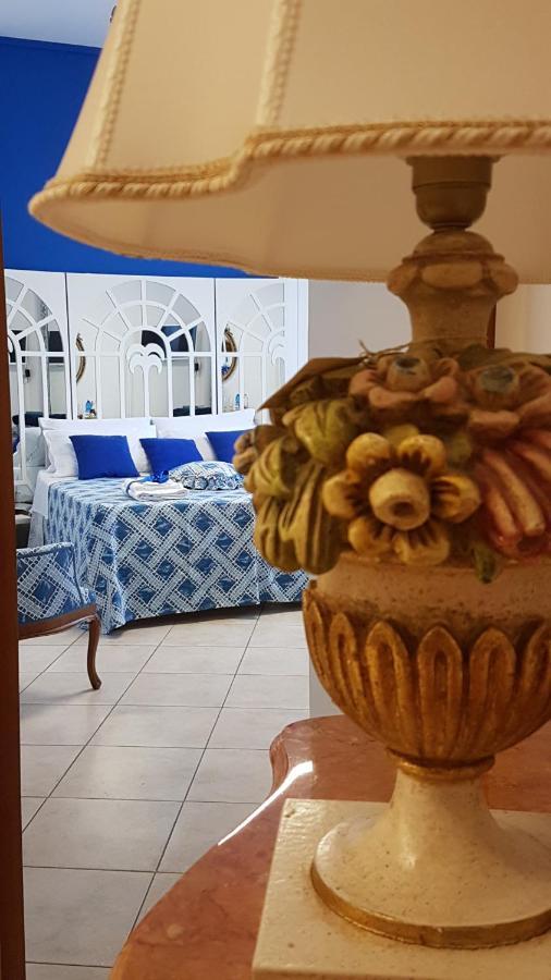 Amanda'S Apartman Taranto Kültér fotó