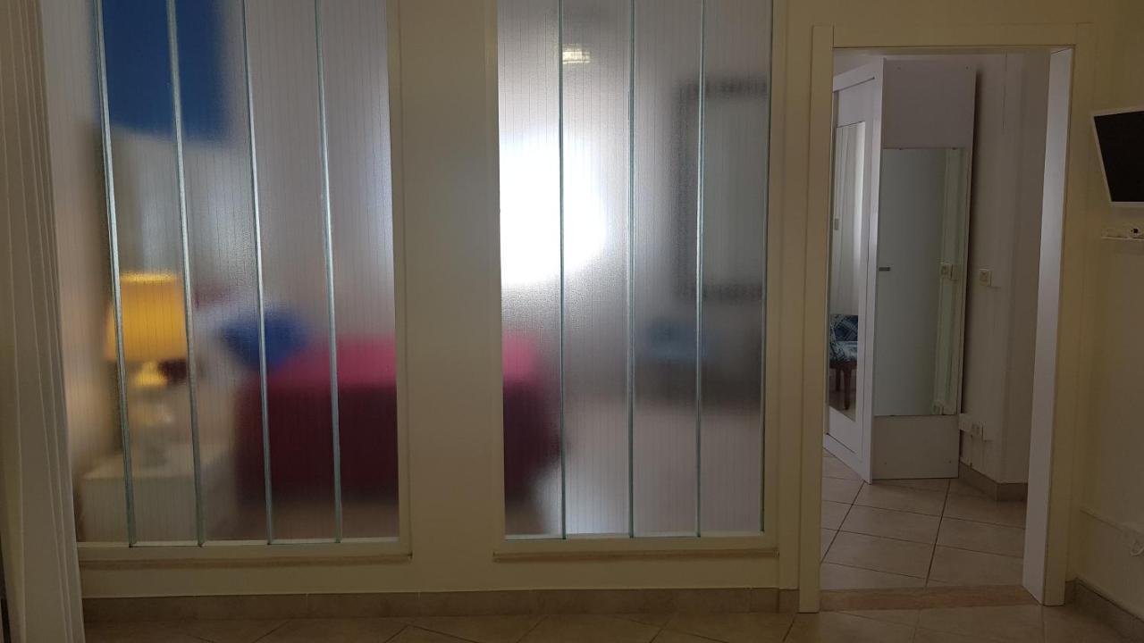Amanda'S Apartman Taranto Kültér fotó