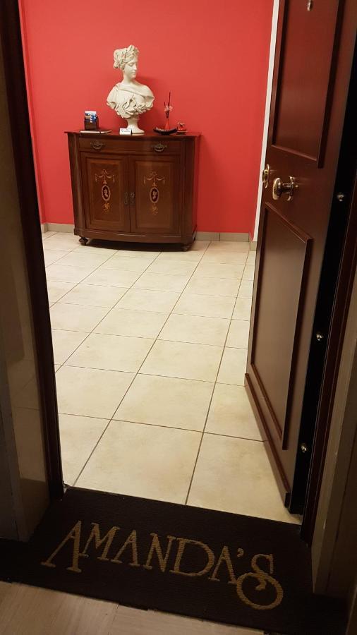 Amanda'S Apartman Taranto Kültér fotó