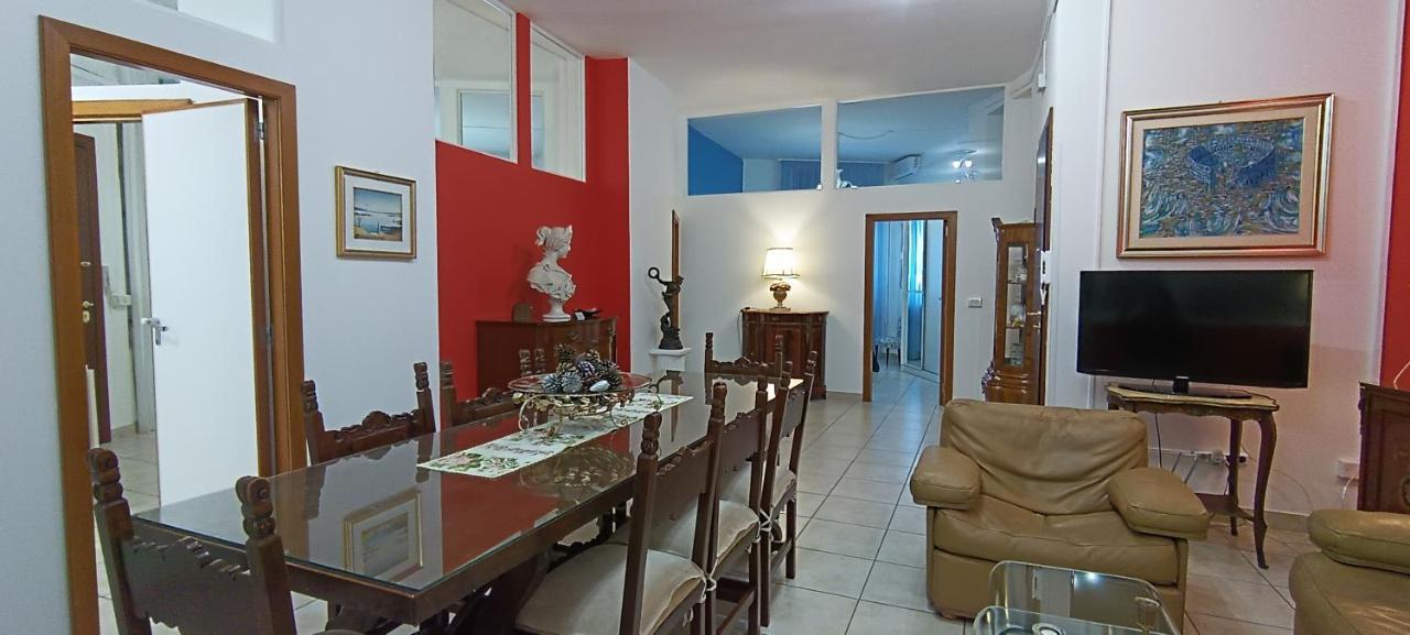 Amanda'S Apartman Taranto Kültér fotó