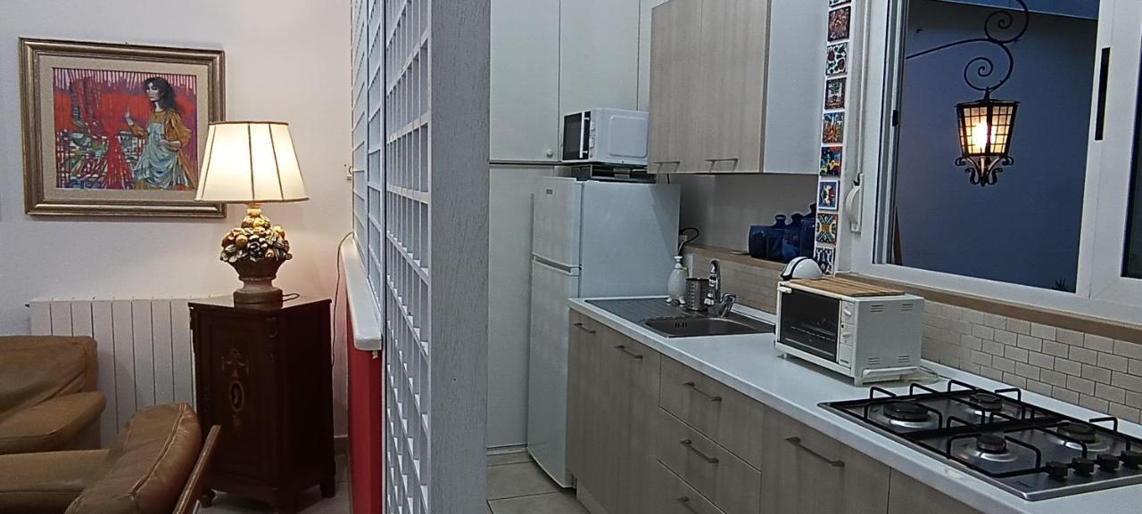Amanda'S Apartman Taranto Kültér fotó