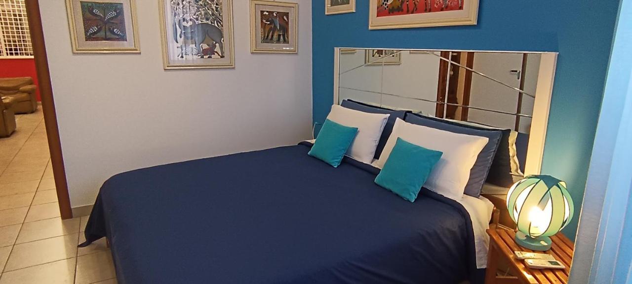 Amanda'S Apartman Taranto Kültér fotó
