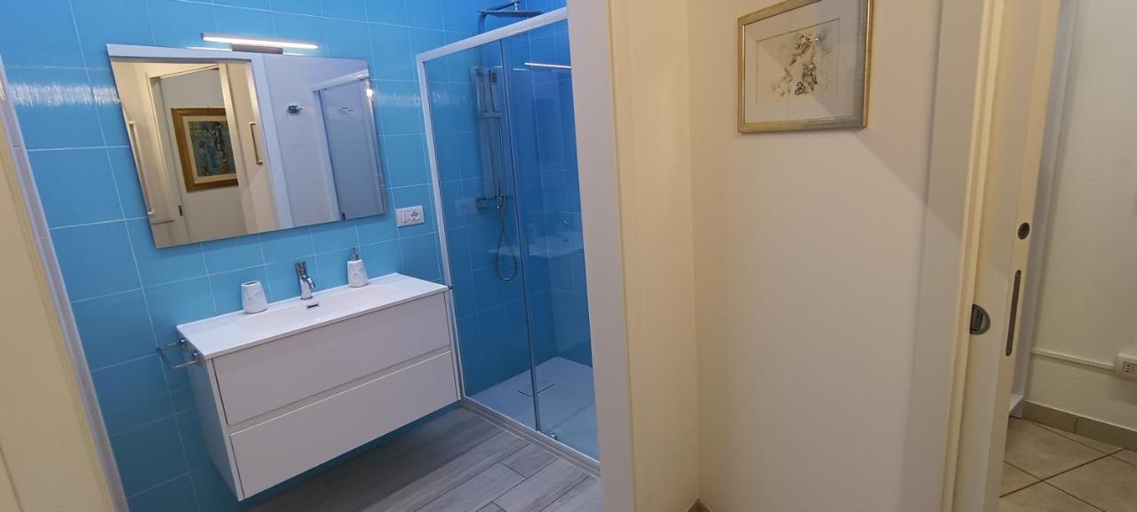 Amanda'S Apartman Taranto Kültér fotó