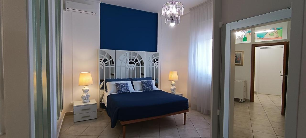 Amanda'S Apartman Taranto Kültér fotó