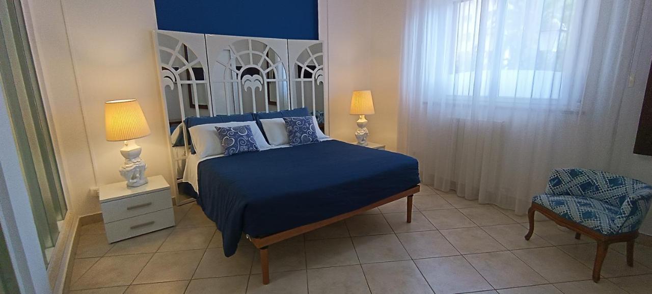 Amanda'S Apartman Taranto Kültér fotó