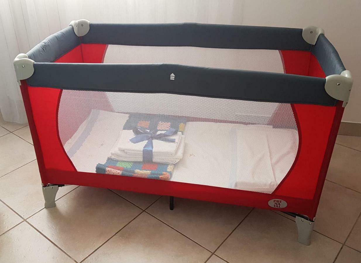 Amanda'S Apartman Taranto Kültér fotó